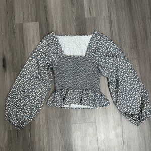 Shein Crop Top Fitted Long Puff Sleeves Blue/Cream Floral